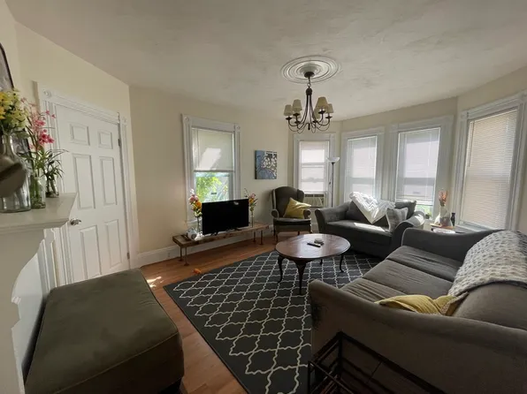 40 Forest St, Roxbury, MA