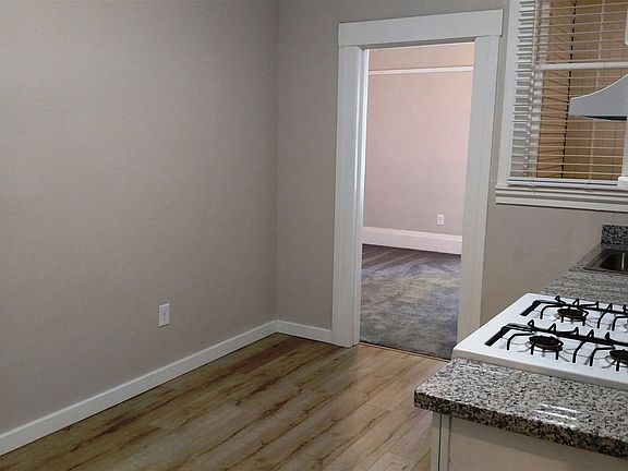 4th image of 1307 G St APT 5