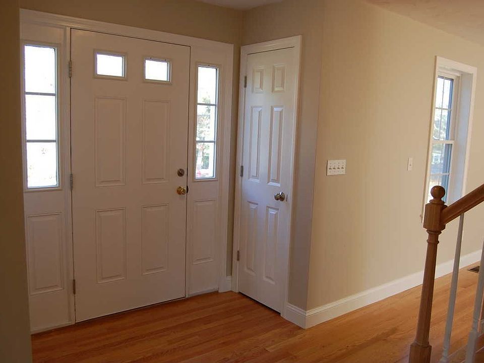 430 Spruce St, Bridgewater, MA 02324 Zillow