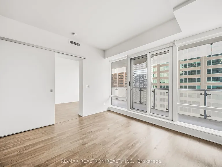 1 Bloor St E #3211 — Photo 13