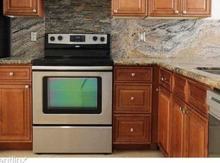 453 Lakewood Cir APT F, Margate, FL 33063