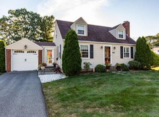 61 Hilltop Dr, Cranston, RI 02920