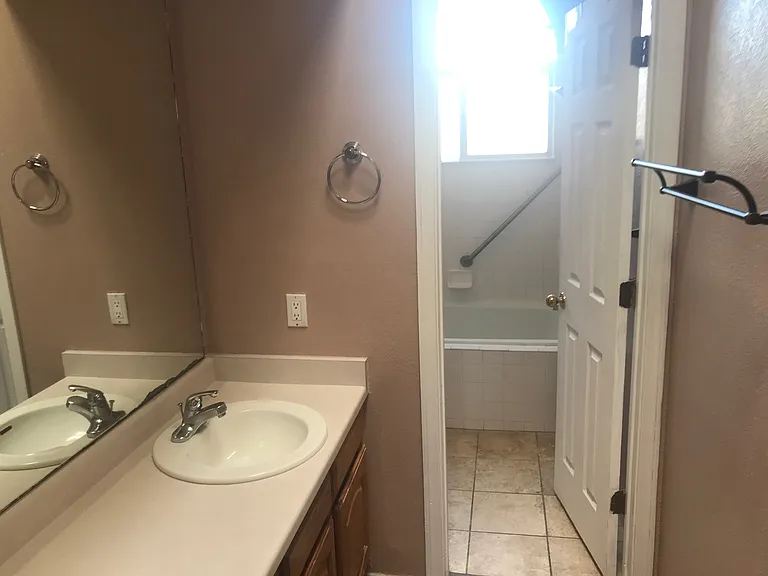 1251 Monte Verde Dr NE — Photo 19
