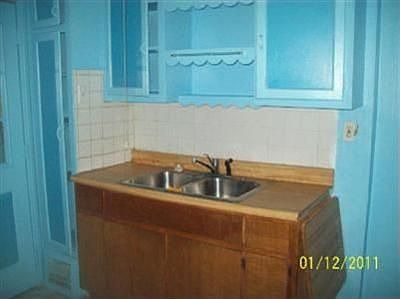 4th image of 1463 E 256th St
