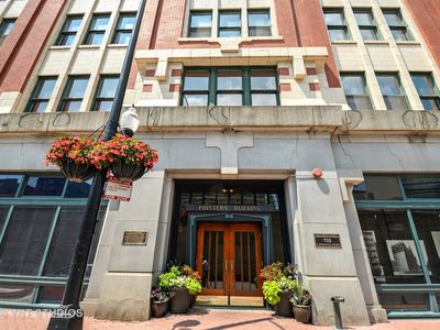 732 S Financial Pl APT 813, Chicago, IL, 60605