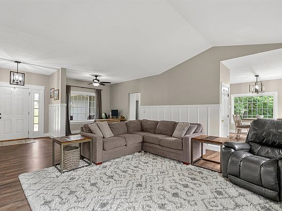 4th image of 4683 Legion St Unit 130