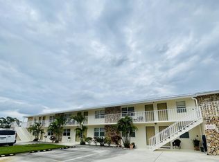 544 SW 35th St, Palm City, FL 34990