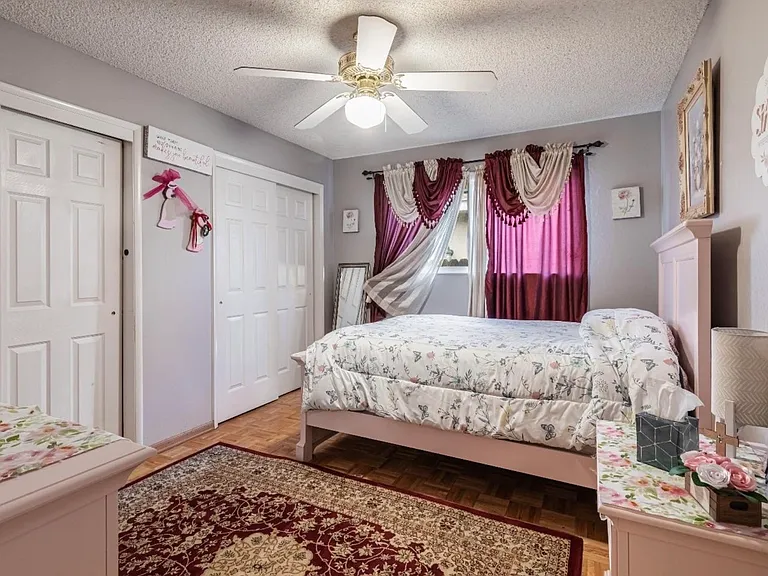 2638 W Rialto Ave — Photo 13
