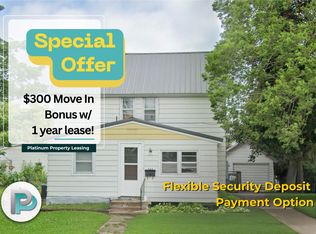 503 17th Ave, Charles City, IA 50616