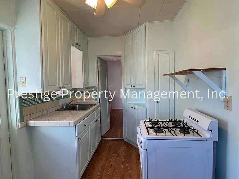 2455 N Orchard Ave — Photo 4