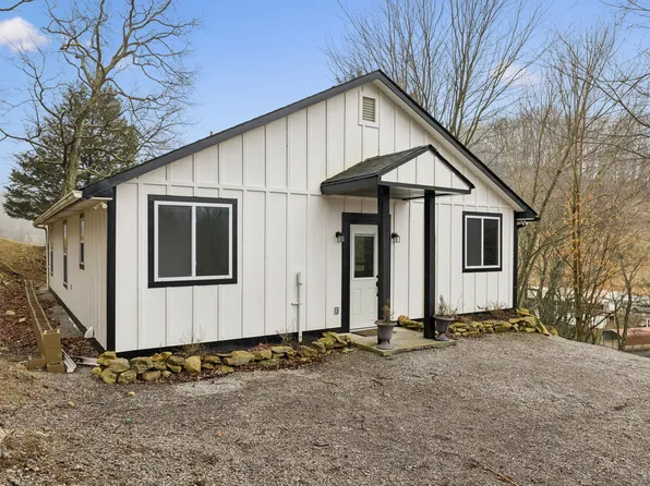 2210 Blackburn Hollow Rd, Cornersville, TN 37047