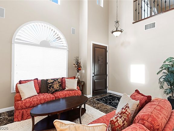 3rd image of 1180 Marshfield Rd