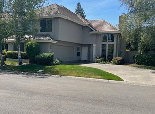 712 Bridgeside Dr, Sacramento, CA 95831