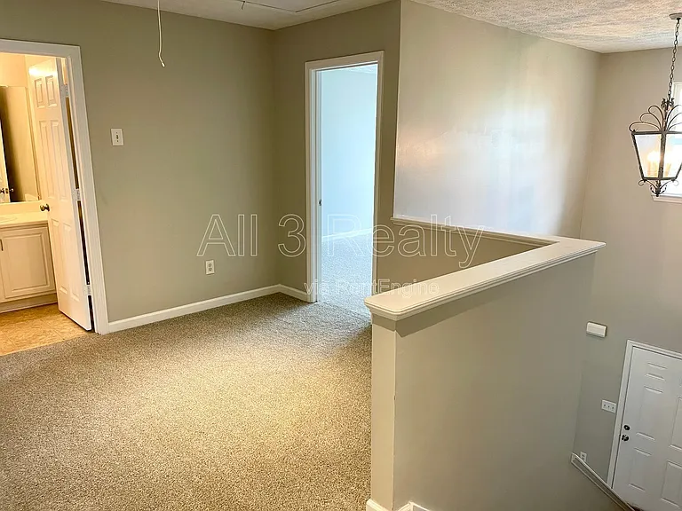 225 Forrest Ln — Photo 11