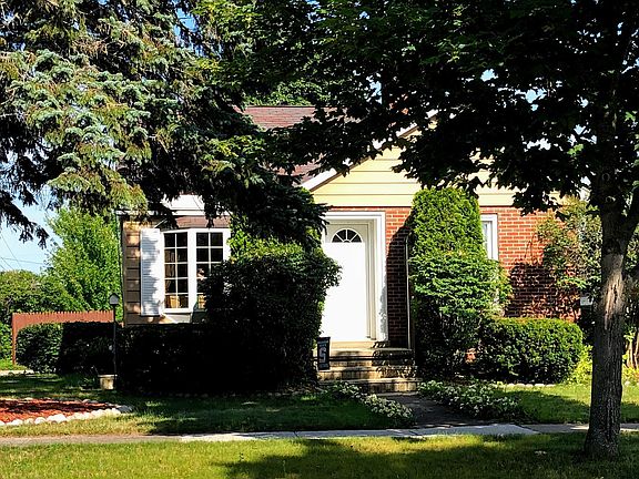 2nd image of 1310 S 11th Ave