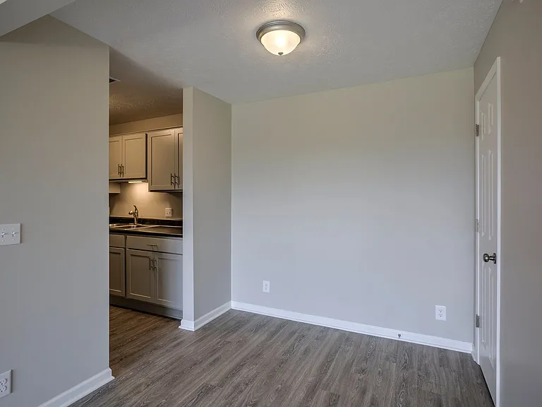 Elevate your living at The Pines at Q Plaza Apartments. With modern interiors, spacious layouts, and convenient amenities, this is the perfect place to call home. Schedule a tour today and take the first step towards your new lifestyle!