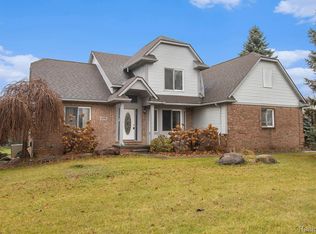 1775 Olympian Way, Howell, MI 48843