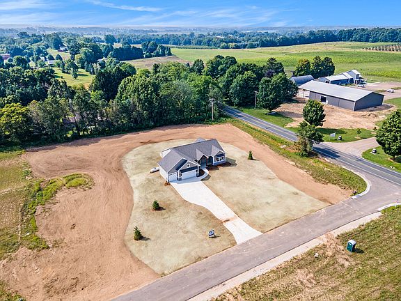 4th image of 6194 Fennview Dr
