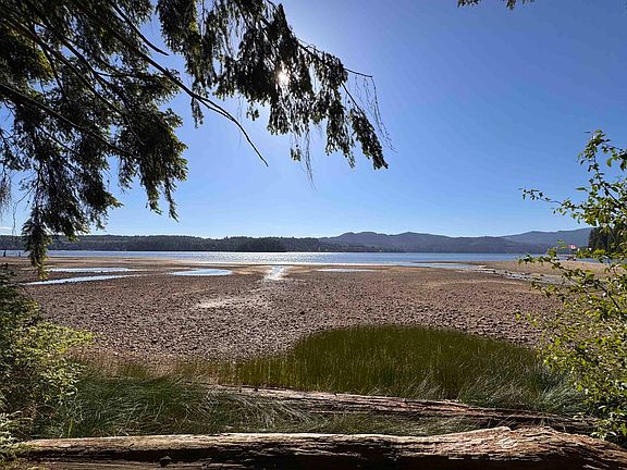 2nd image of LOT Sechelt Inlet Rd #A