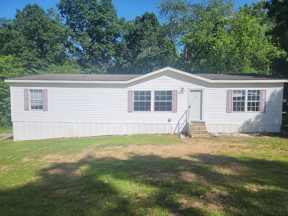 1st image of 3933 Brookcrest Dr NE