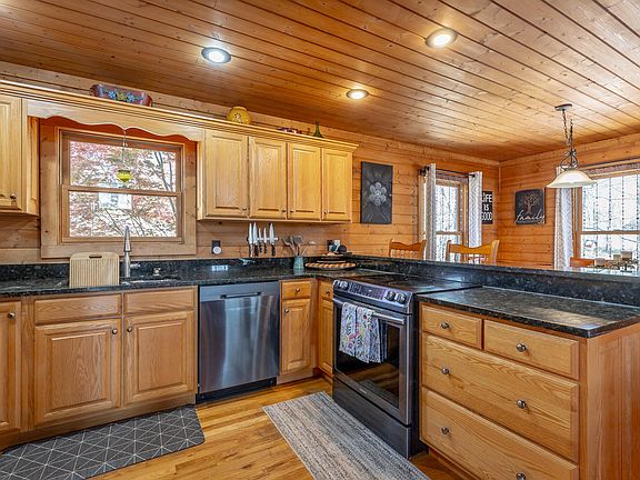 23rd image of 292 Log Cabin Ln