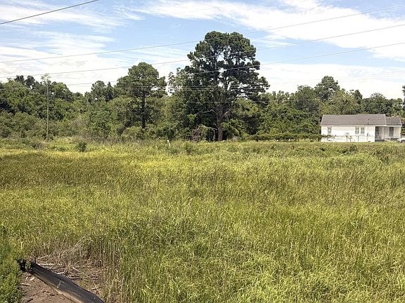 5th image of 3116 Azalea Dr