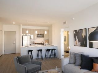 901 W Adams St #809, Chicago, IL 60607