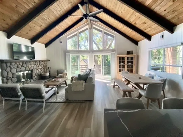 28890 Cedar Dr, Lake Arrowhead, CA 92352