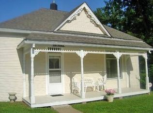 112 S Osage St, Buckner, MO 64016