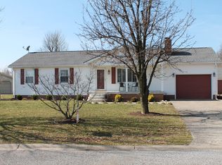 207 Bel Aire Dr, Mayfield, KY 42066