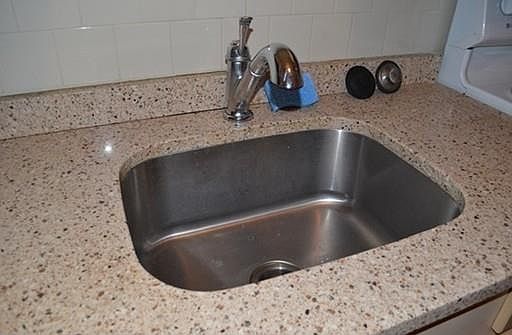 4th image of 53 Fountain Ln APT 1