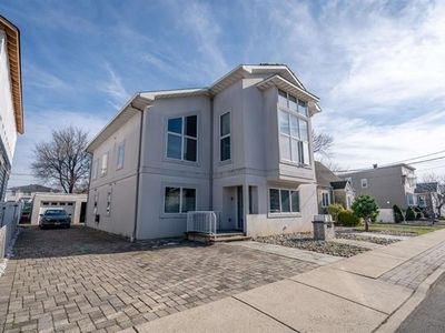770 6th St #2, Secaucus, NJ, 07094
