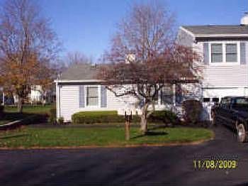 2nd image of 18 Falcon Ln W
