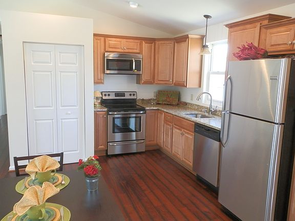 2nd image of 324 White Sands Dr
