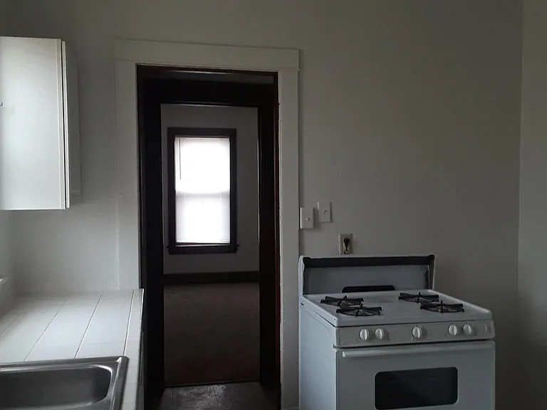 2600 Commercial Ave #1 — Photo 6