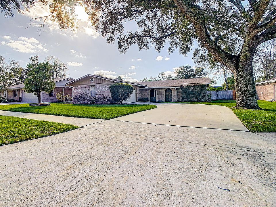 1st image of 4032 Coquina Dr