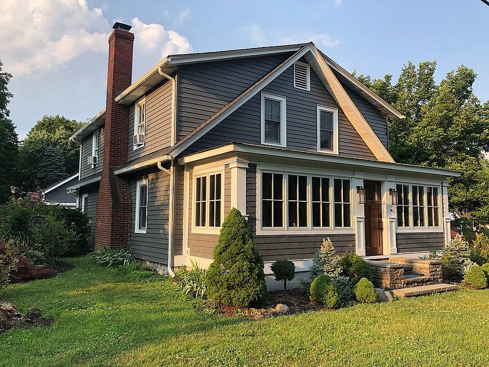 2nd image of 636 New Paltz Rd