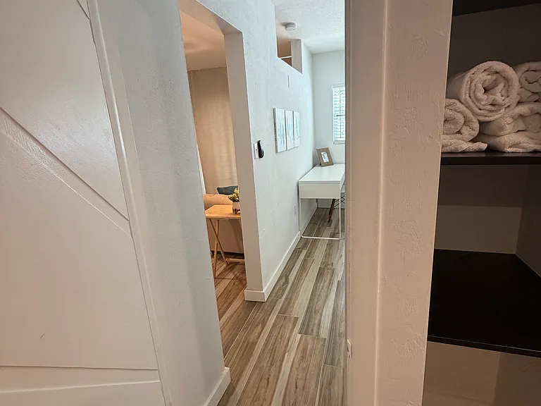 117 SE 8th St #117 — Photo 12