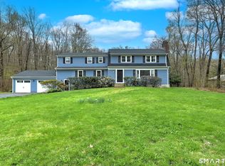 14 Ann Dr, Bethany, CT 06524