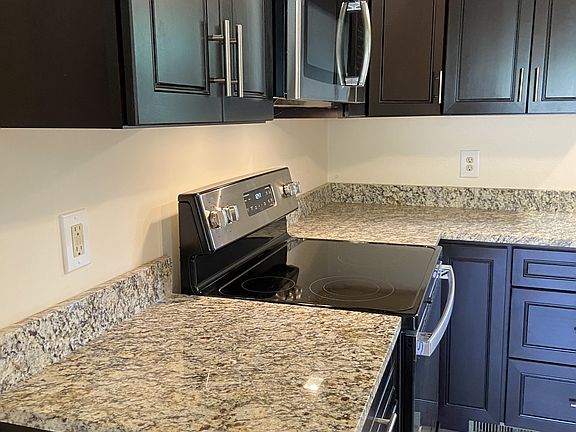 5th image of 108 Robin Ln