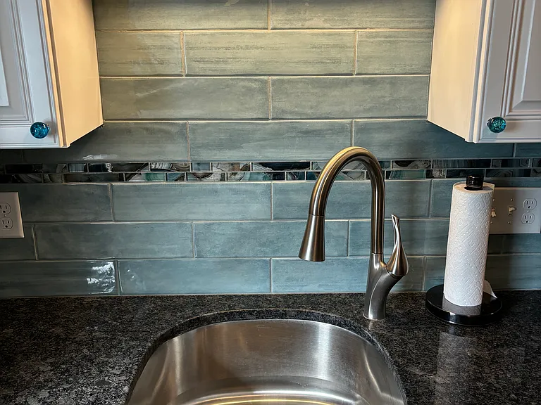 21 Windsor Rd #1 — Photo 3