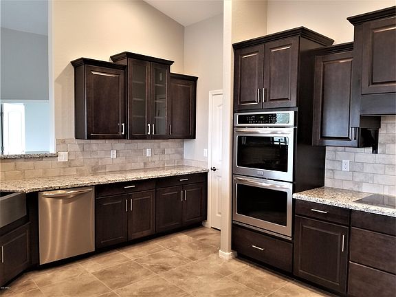 4th image of 25512 S 188th Dr