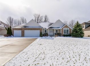 13169 Kensington Dr, Grafton, OH 44044