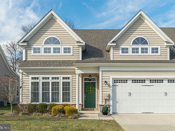 2nd image of 1217 Calista Ln
