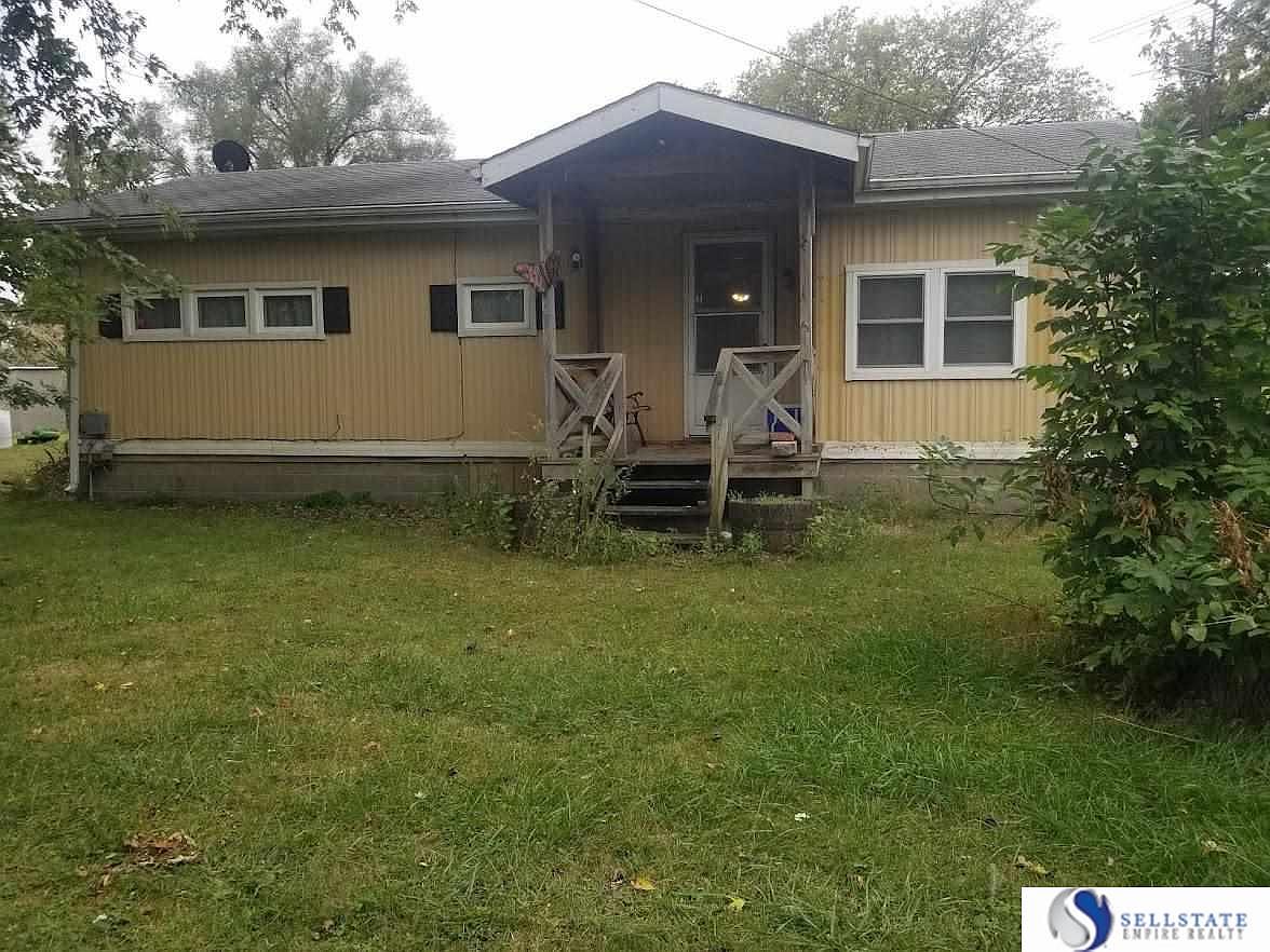 627 E 5th St, Greenwood, NE 68366 Zillow