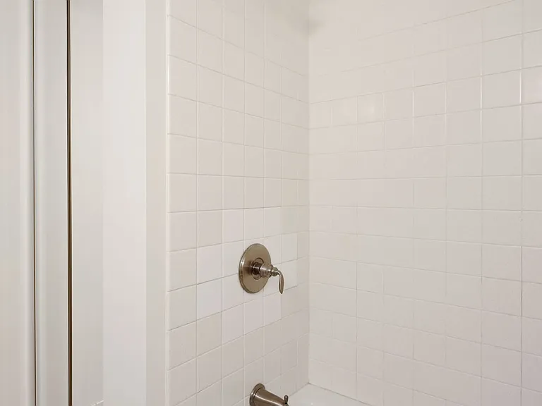 232 Franklin Ave W #206 — Photo 19