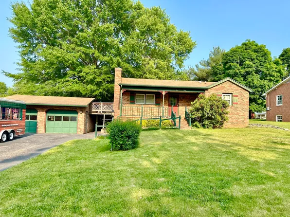 330 Cypress Ave, Buena Vista, VA 24416