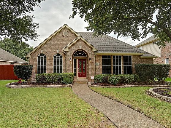 2nd image of 6877 Baird Dr