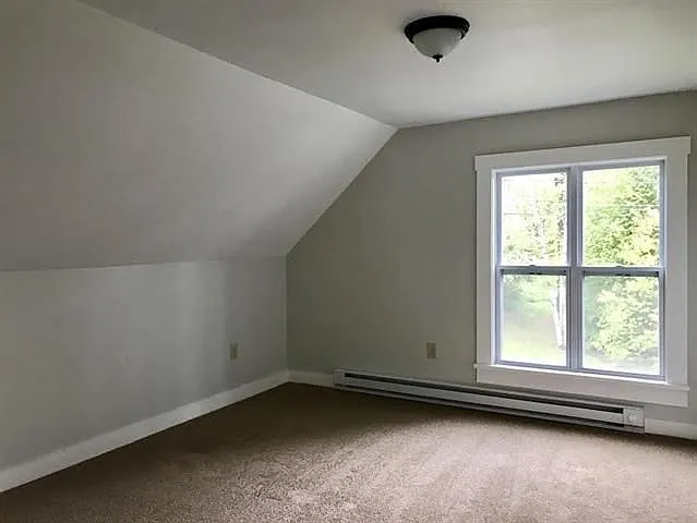 3 bed, 2.0 bath, 1288 sqft, $2,200 — Photo 4