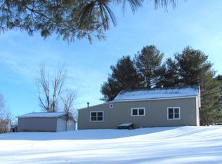 147 Carpenter Hill Rd, Saint Albans, VT 05478